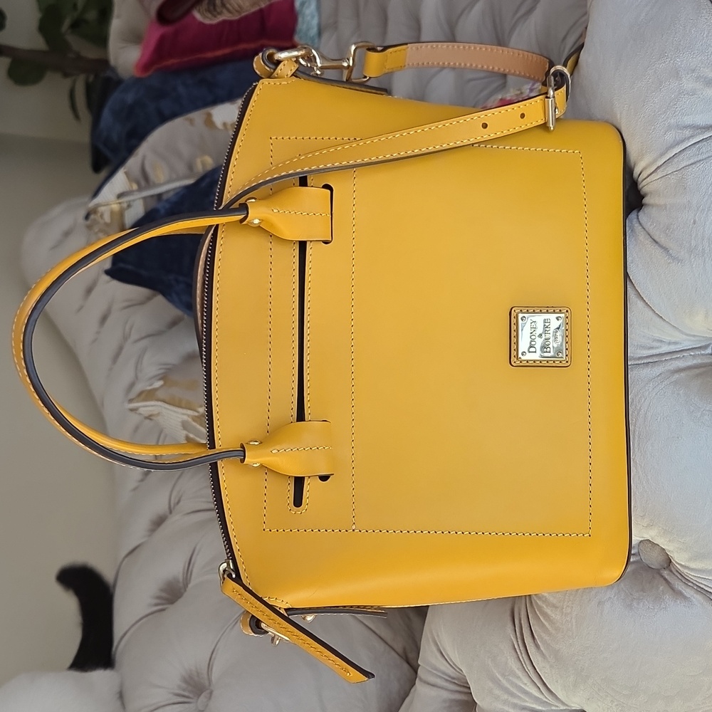 Dooney & Bourke Beacon Domed Satchel Bag In Mustard yellow smooth leather - Picture 1 of 15